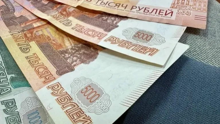 Новгородское отделение СФР выплатило 2,4 млрд рублей по больничным